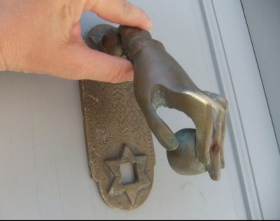 LC Hydra door knocker Szilvia.JPG