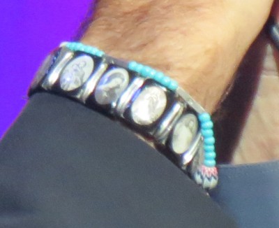 beadsbracelet1.jpg