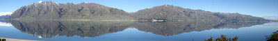 Lake Hawea panorama 10%.jpg