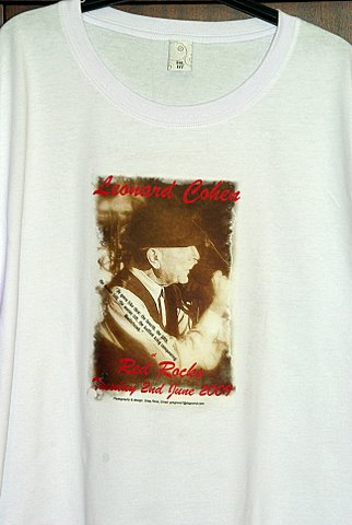 T-Shirt with design