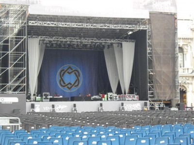 Stage unified hearts