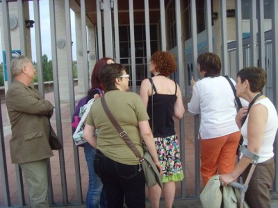 trying to get some tunes from the vrehearsal, is it´s really him? feeling lightened